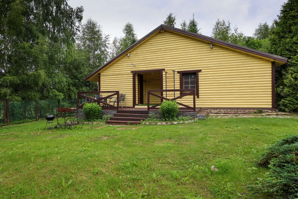 Уютный коттедж с баней на территории