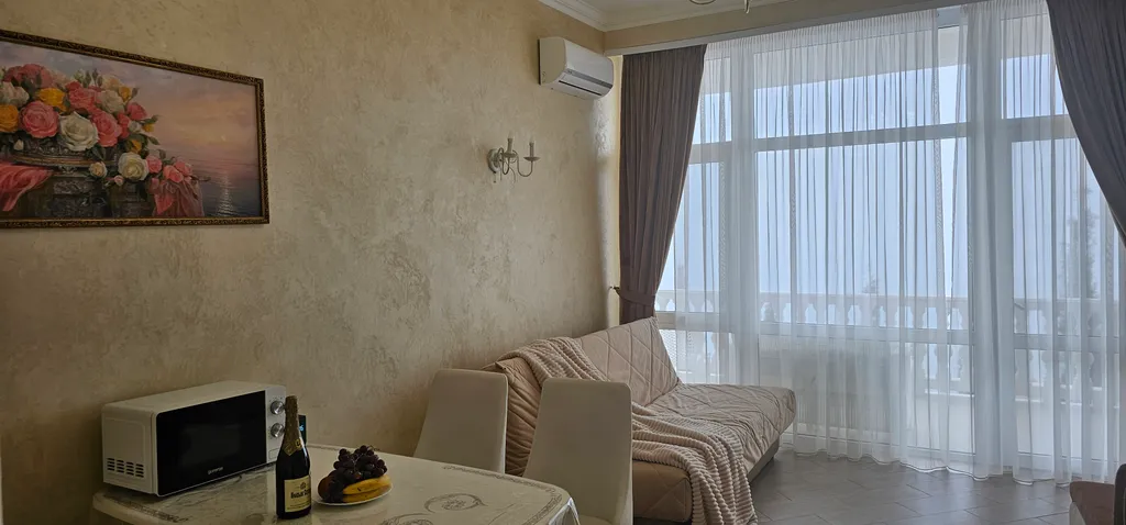 2-х комнатная квартира у самого берега моря