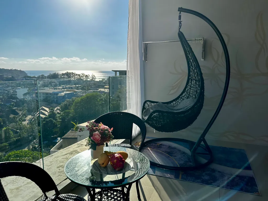 Студия с видом на море