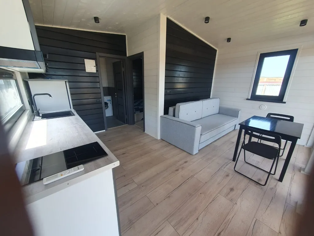 Домик у моря