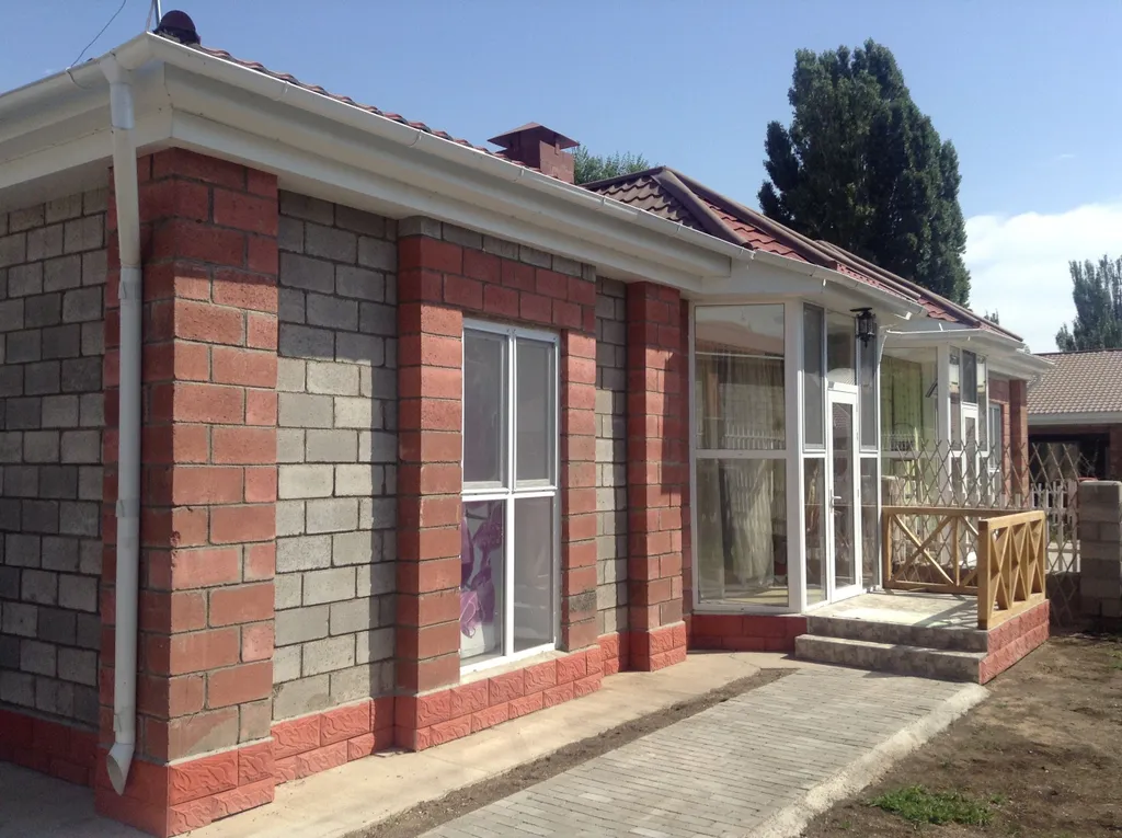 Классный коттедж с минеральной джакузи! Горы, солце - летом и зимой!