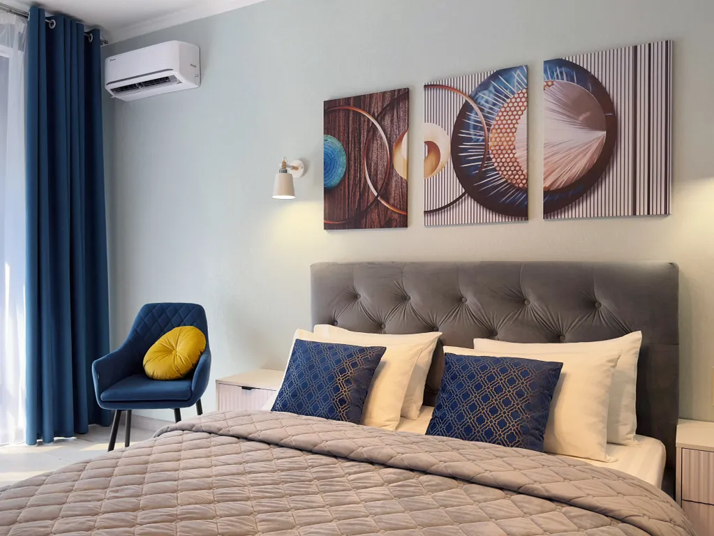 Квартира на набережной