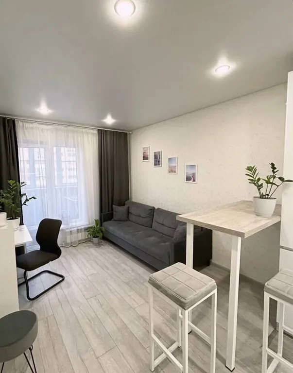 Новая квартира евродвушка территориально расположена в Пскове