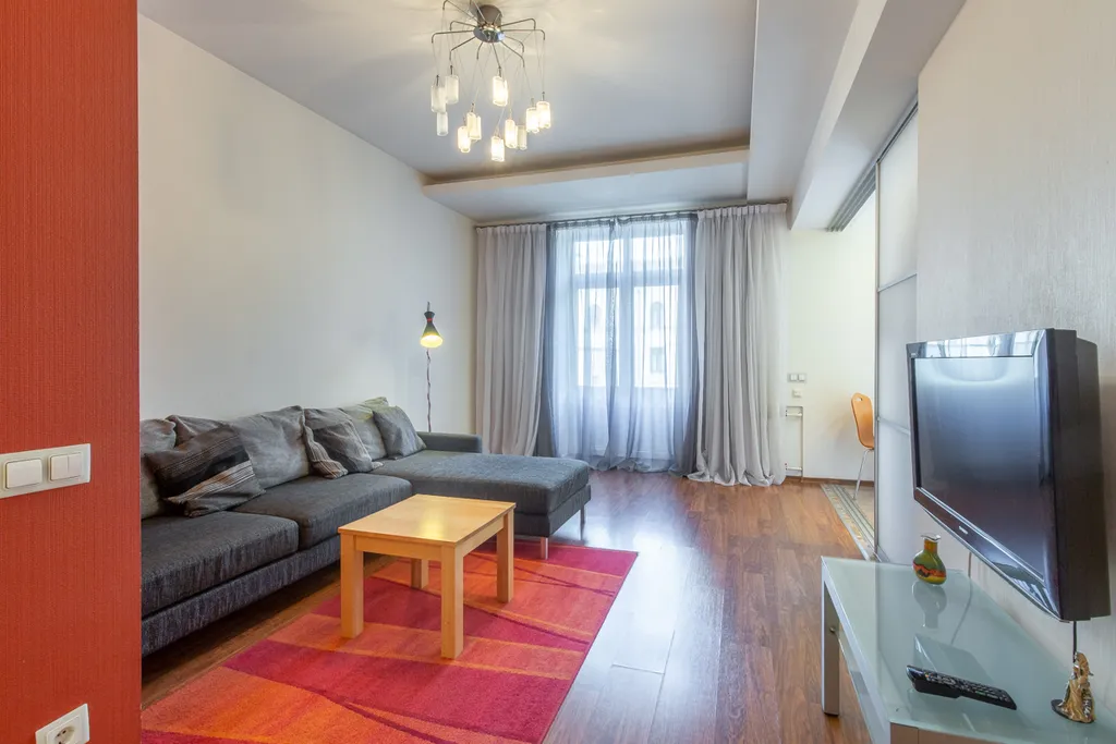 Трехкомнатные апартаменты Ladgorna возле ГУМа