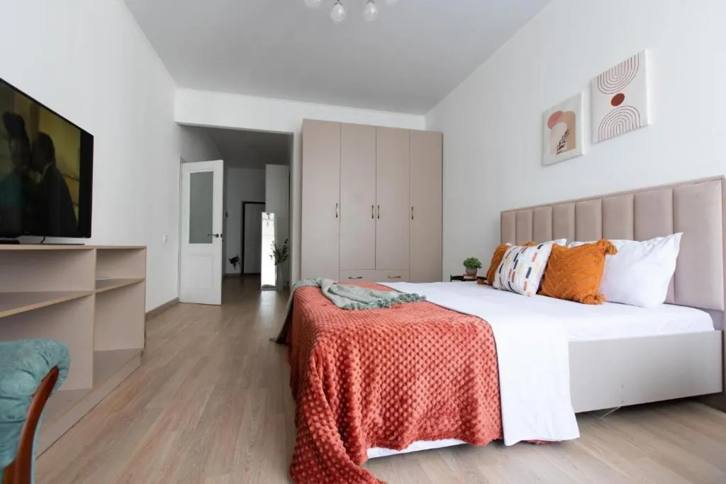 Квартира 2-ком квартира Bayhouse в ЖК Sky Терракота для 6-х гостей — Алматы