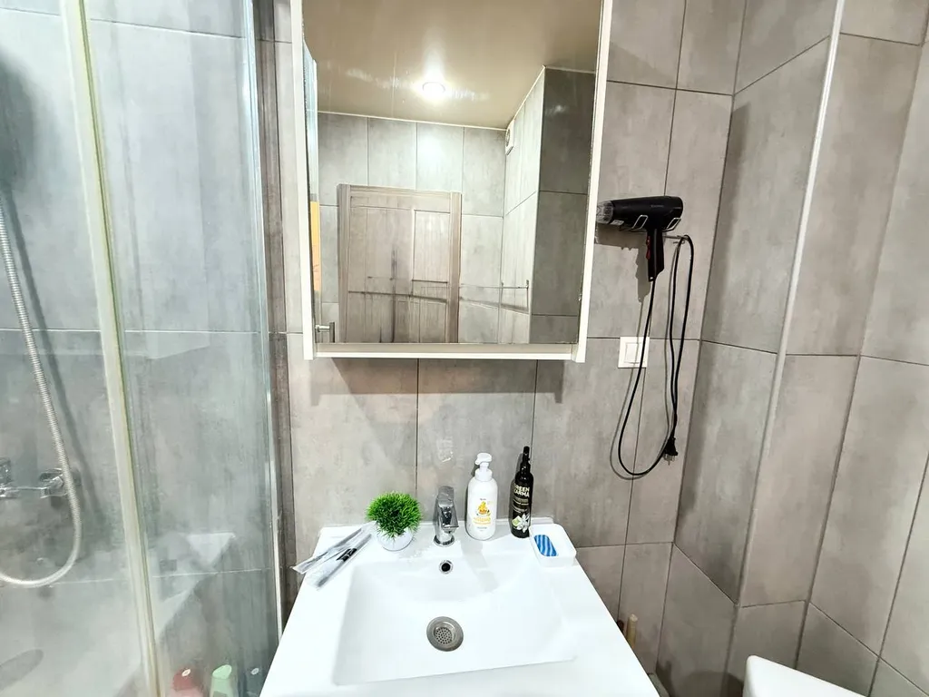 Евро студия недалеко от аэропорта