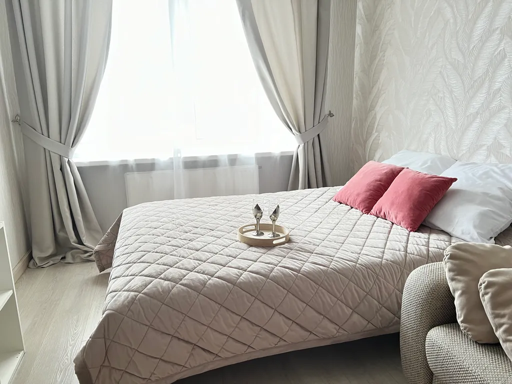 Просторная квартира в ЖК Изумрудные Холмы — аренда посуточно в Красногорск