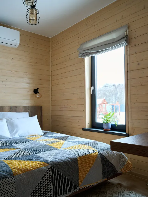 Дом у реки с баней