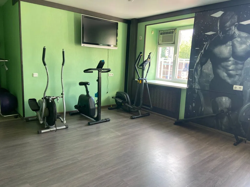 Стильная студия с спортзалом