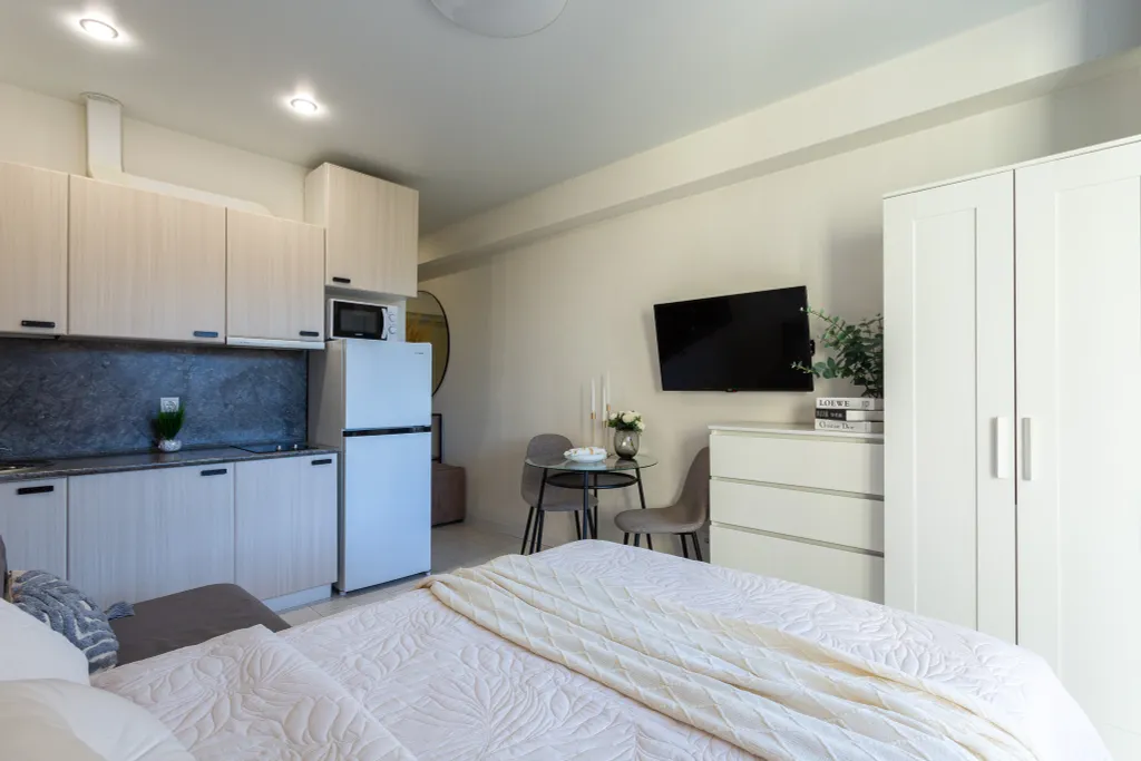 Уютная студия Каравелла 23 с балконом у моря