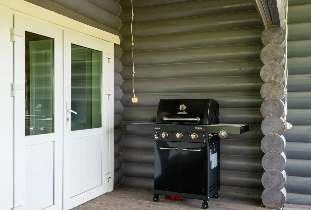 Уютный дом с баней на берегу Рузы