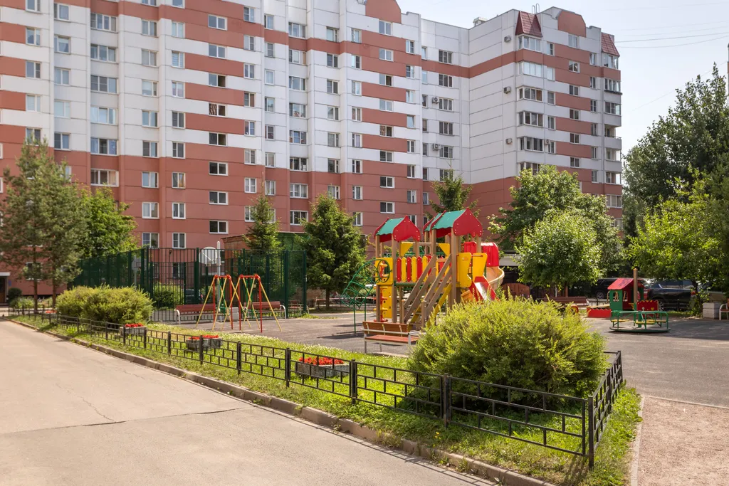 Светлая однокомнатная квартира рядом с метро и аэропортом