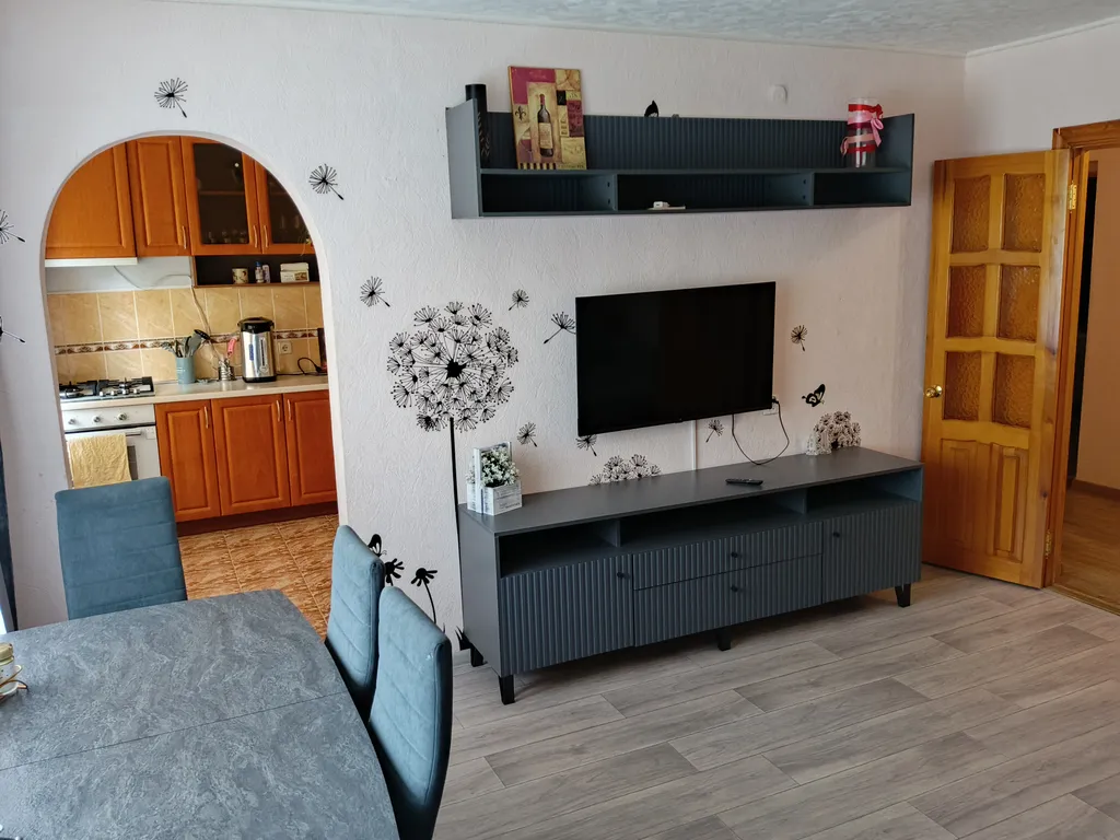 Элитная трёхкомнатная квартира в центре — аренда посуточно в Златоуст