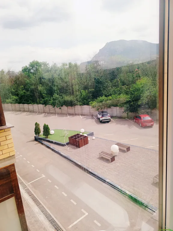 Квартира с видом на горы в 5 минутах до аэропорта и Экспоцентра