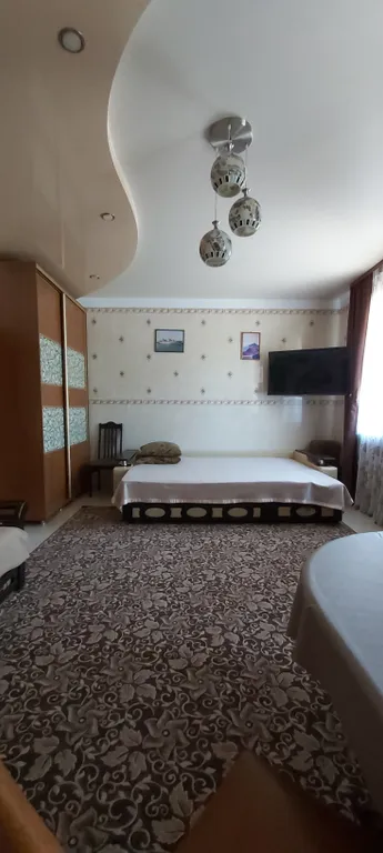 Часть дома с отдельным входом и террасой