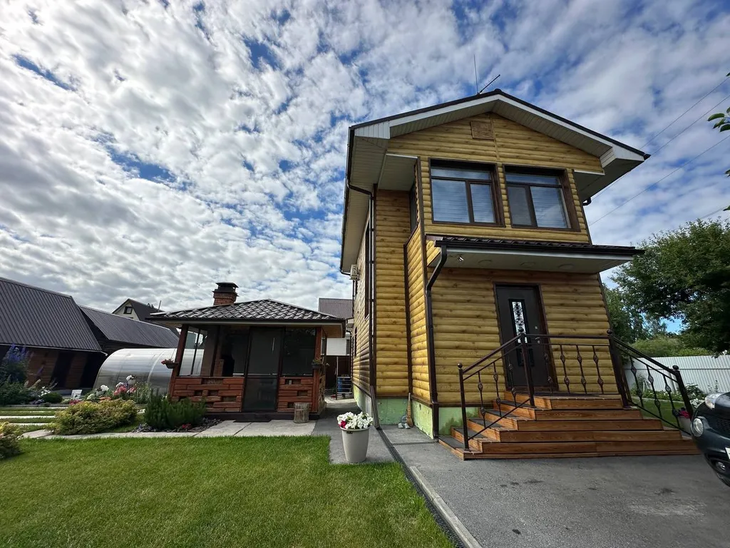 Коттедж Уютный домик с бассейном в черте города — аренда посуточно в Тюмень