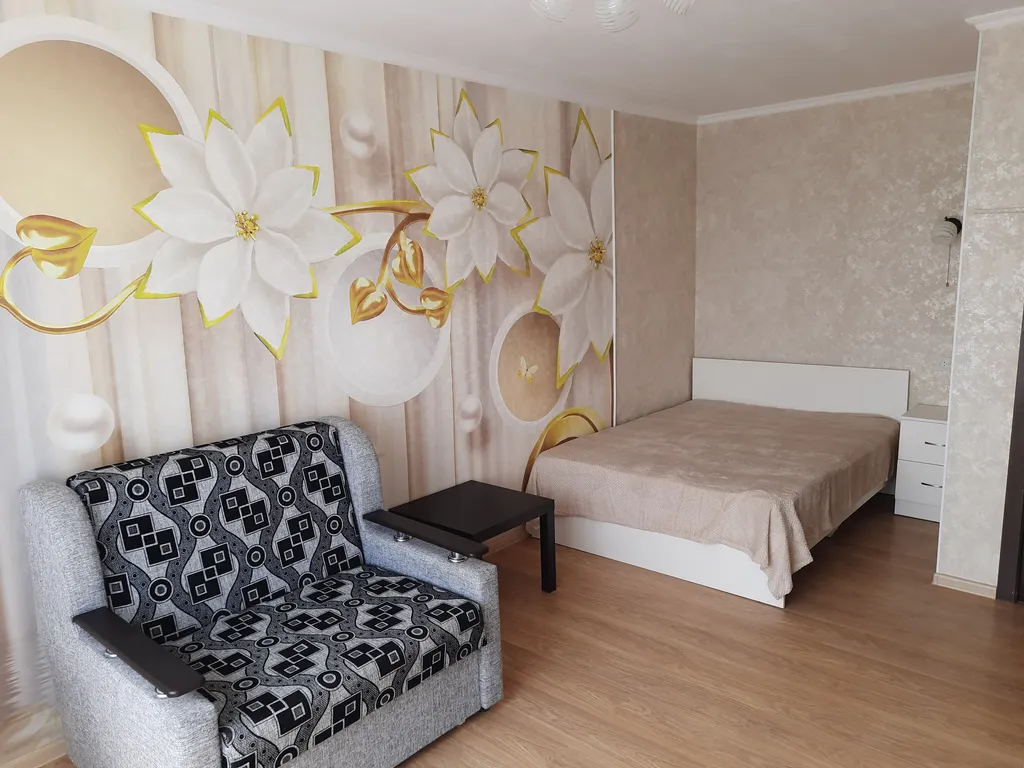 Уютная однокомнатная квартира рядом с парком — аренда посуточно в Ейск