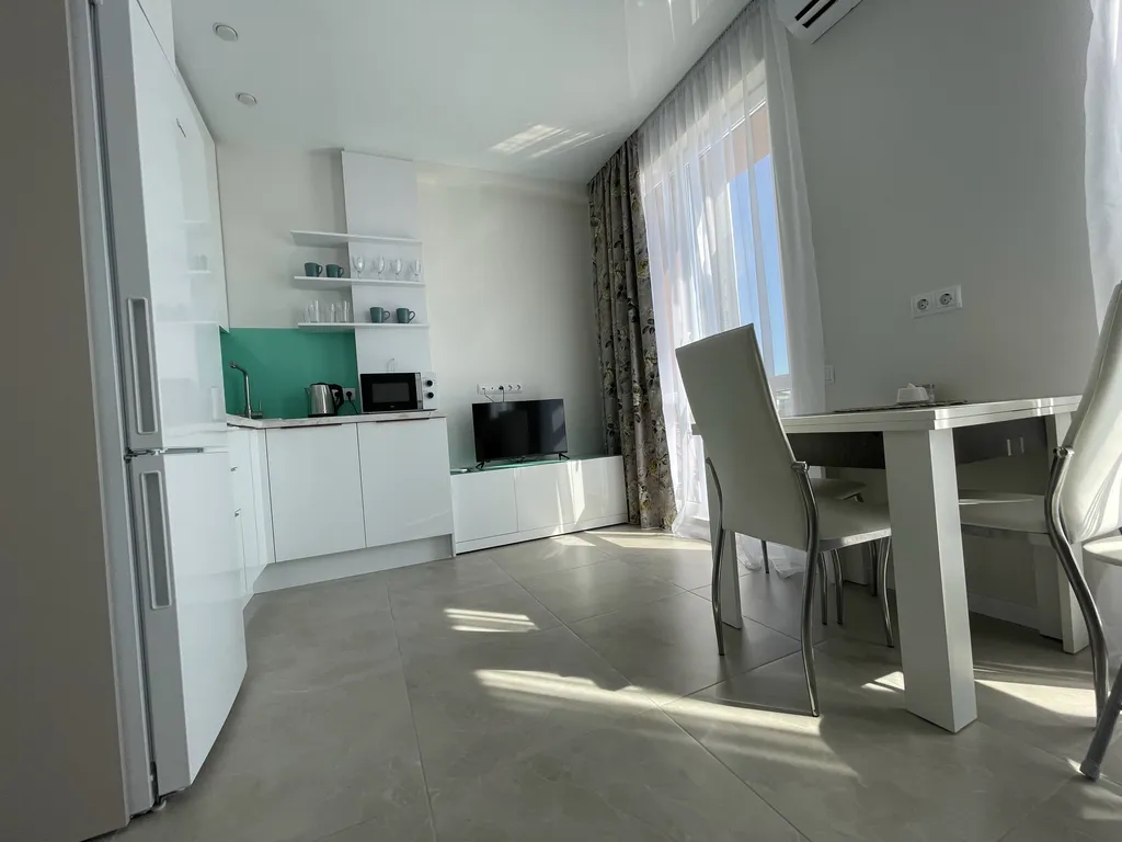 Квартира Апартаменты с балконом с прямым видом на море — Адлер