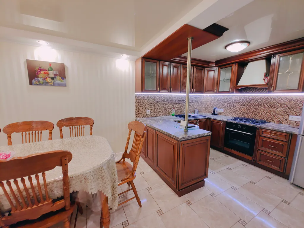 Коттедж Уютный дом с бассейном — Анапа