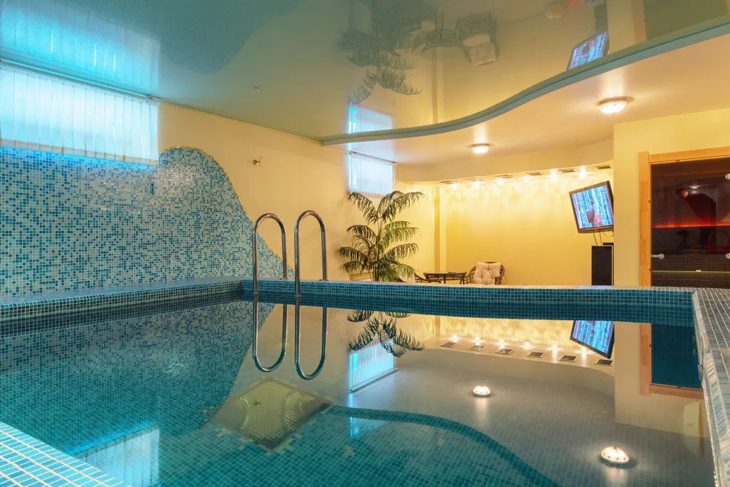 Элитный коттедж с бассейном