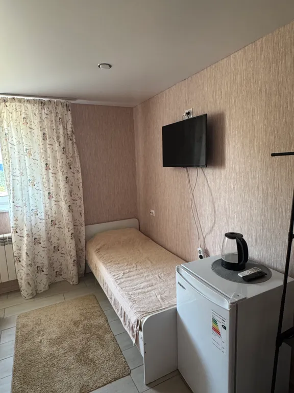 Гостевой дом 365 дней 3-х номер комфорт с душем и туалетом в номере