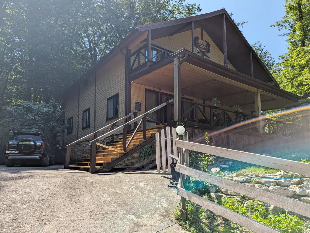 Сруб в заповедном лесу