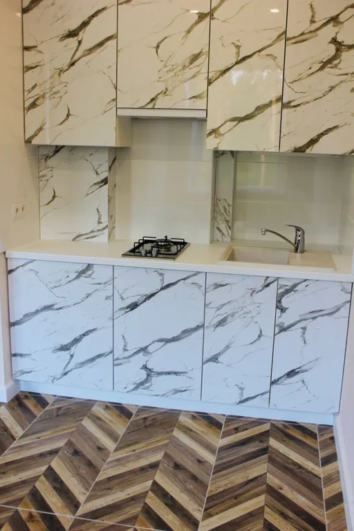 Уютная студия с видом на лес