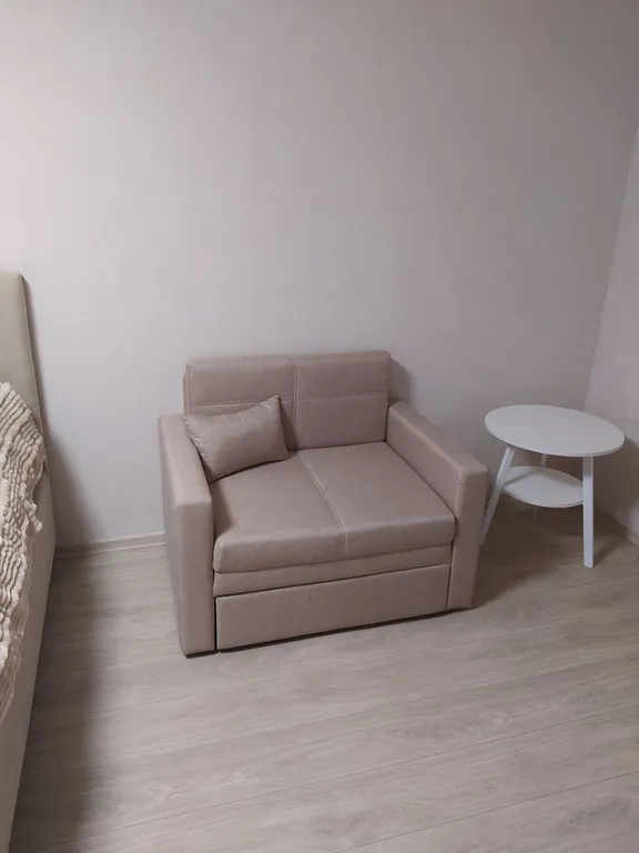 Однокомнатная квартира с ремонтом в центре Харцызска