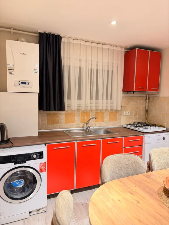 Семейная уютная квартира 16N