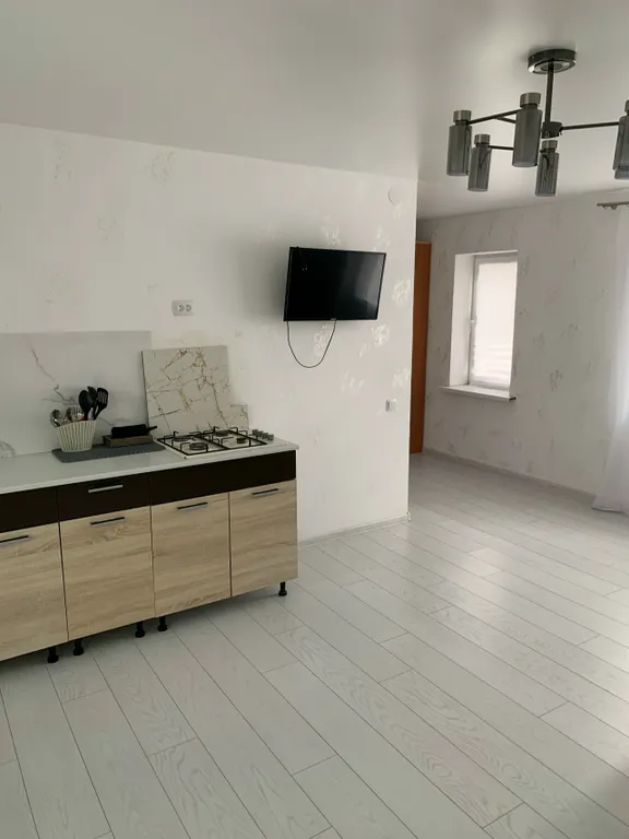 Свободна сегодня!!! Квартира-студия в центре города, посуточно