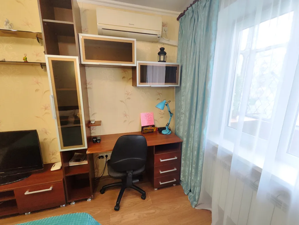 Удобная квартира возле моря и Морской академии