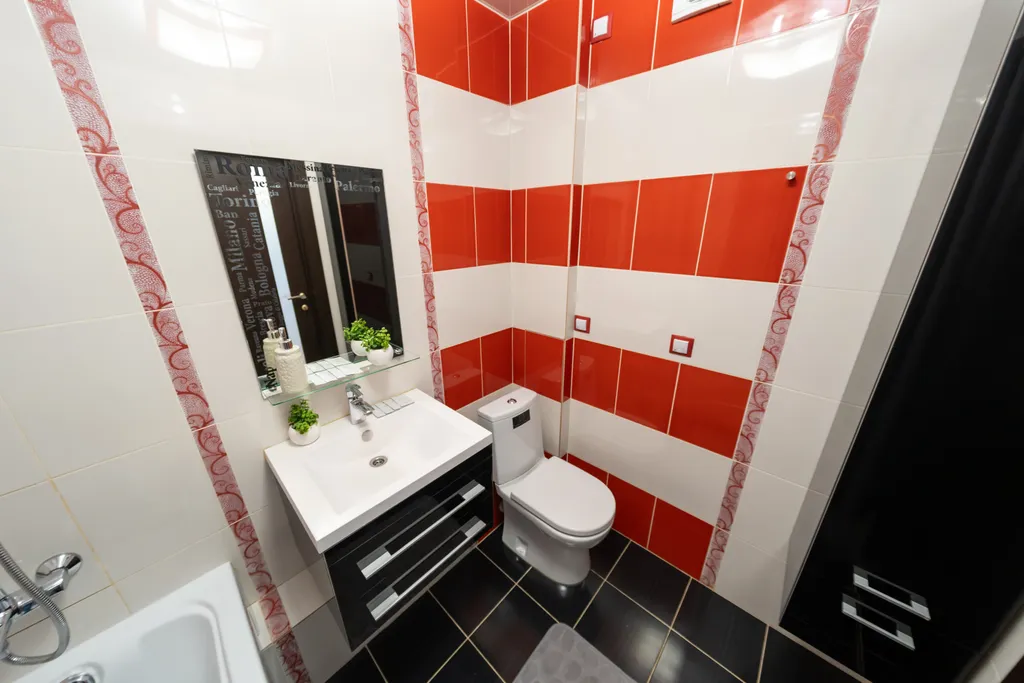 Двушка с подсветкой в спальне и панорамным балконом