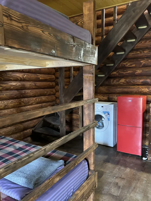 Двухэтажный сруб для большой компании