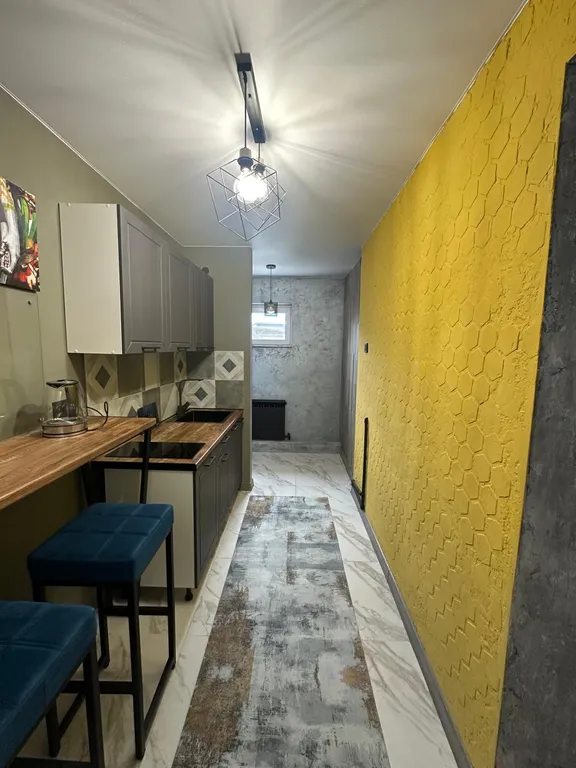 Домик с парковкой и мангалом