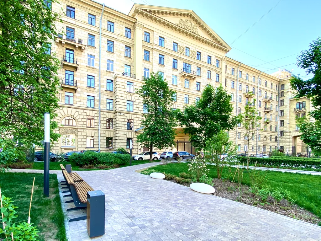 Квартира Семейная квартира с балконом недалеко от Смольного — Санкт-Петербург