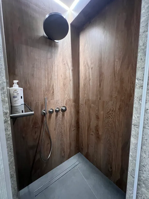 Новая квартира премиум-класса для семьи в центре Красной поляны