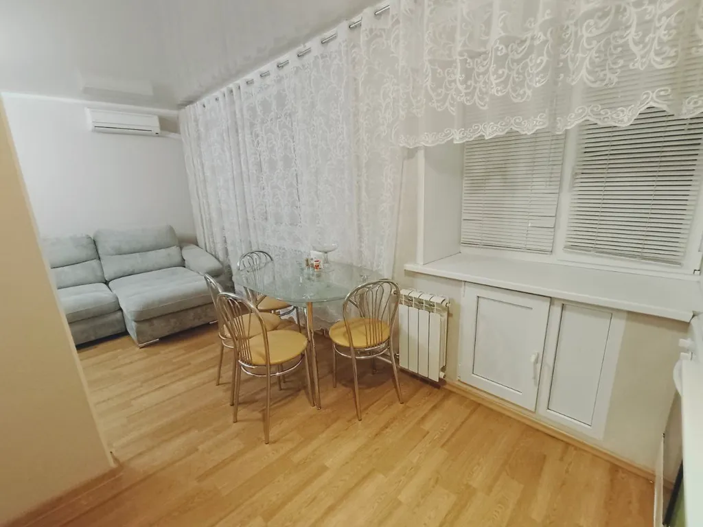 Квартира Уютная квартира на ул.Спортивной — Самара