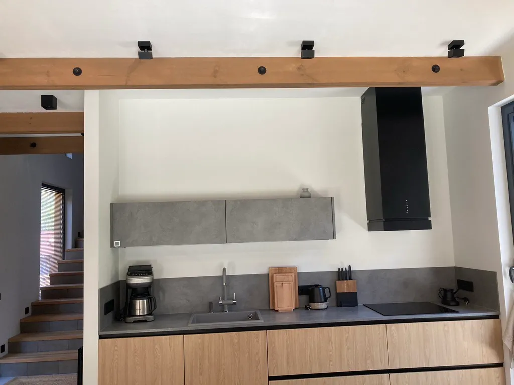 Современное шале с видом на горы