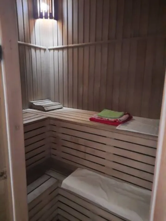 Коттедж Уютный коттедж у пруда — Борзые