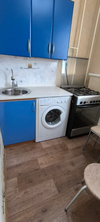 Ареал-двушка возле жд вокзала