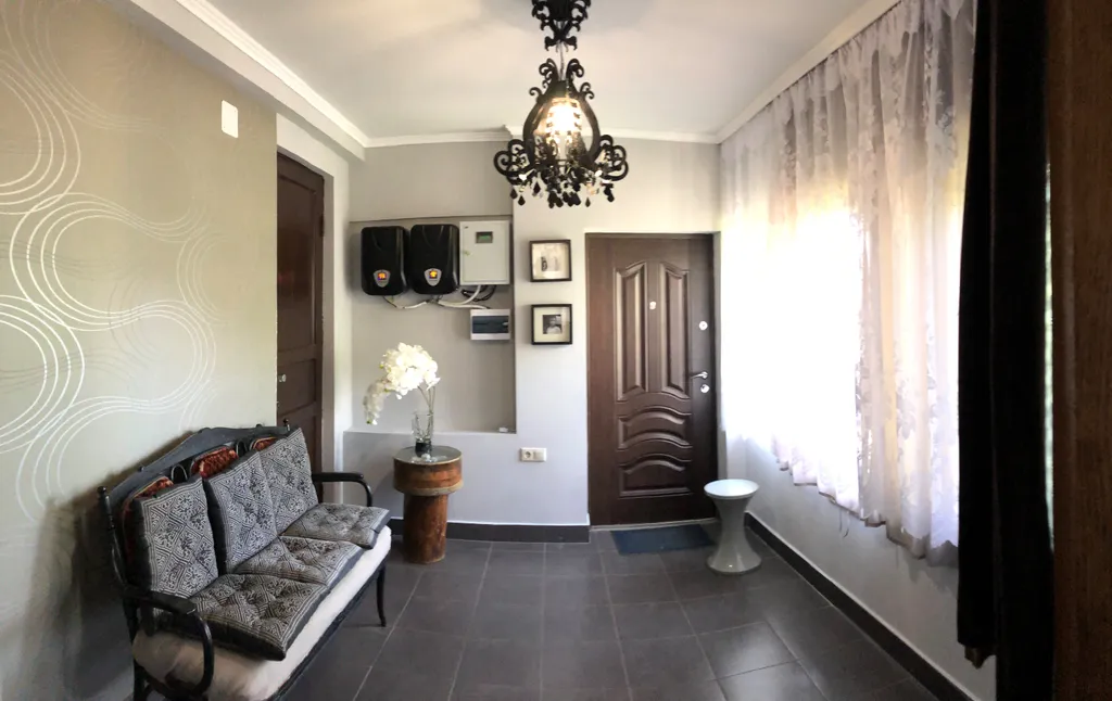 Старая Гагра, двух-трёхместный номер c кондиционерoм