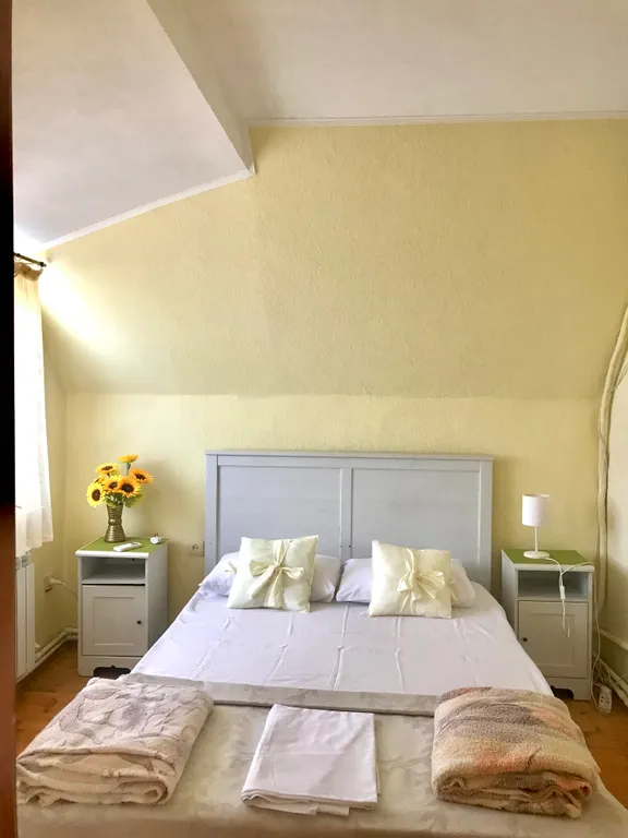 Дом для отдыха с летним бассейном