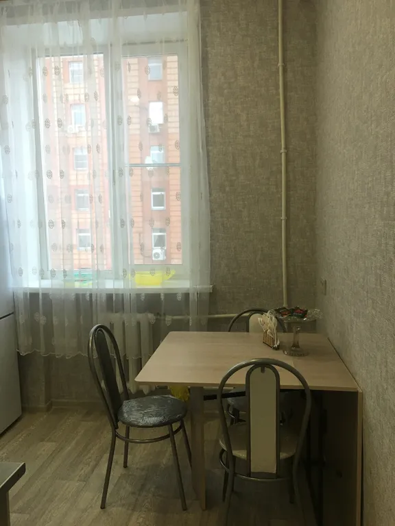 Двухкомнатная квартира -50 кв,м -в самом центре города