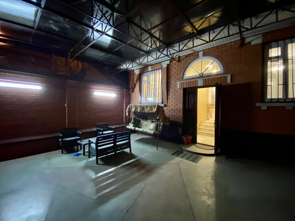 Дом в центре города