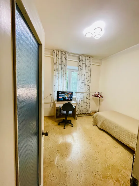 Номер с интернетом и рабочим столом