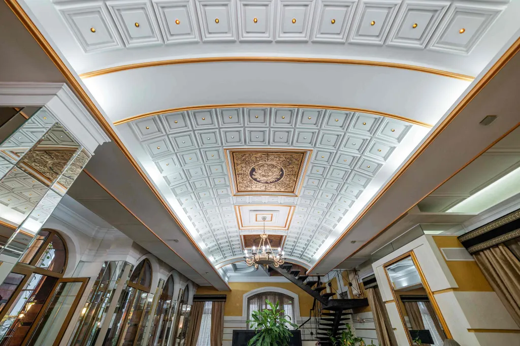 Атриум Николино