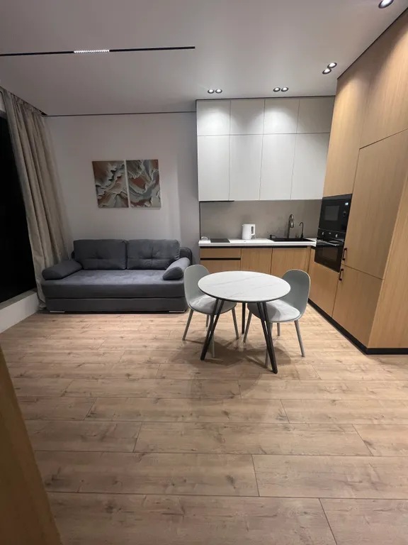 Апартаменты more - первая линия от моря в центре