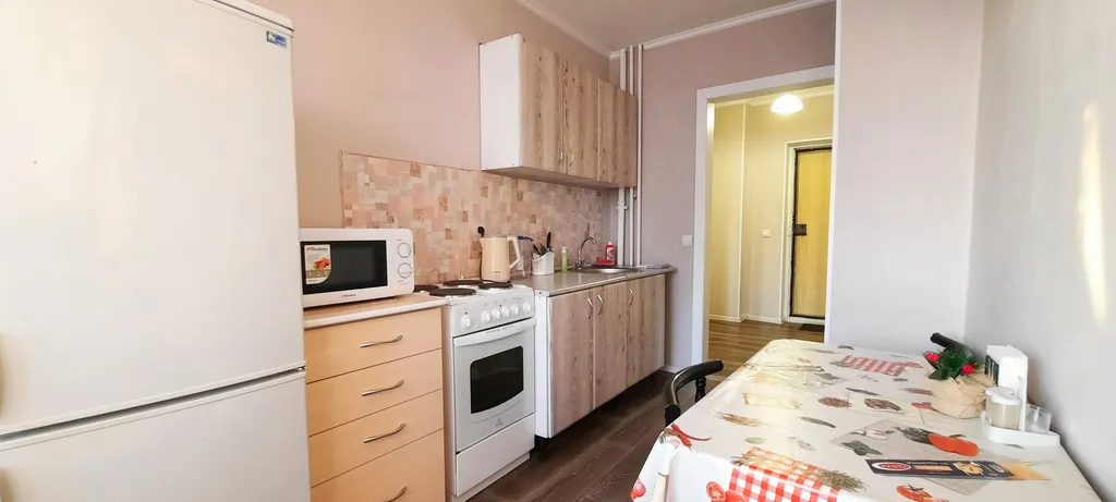 Светлая квартира с удобной локацией возле ТРЦ Планета