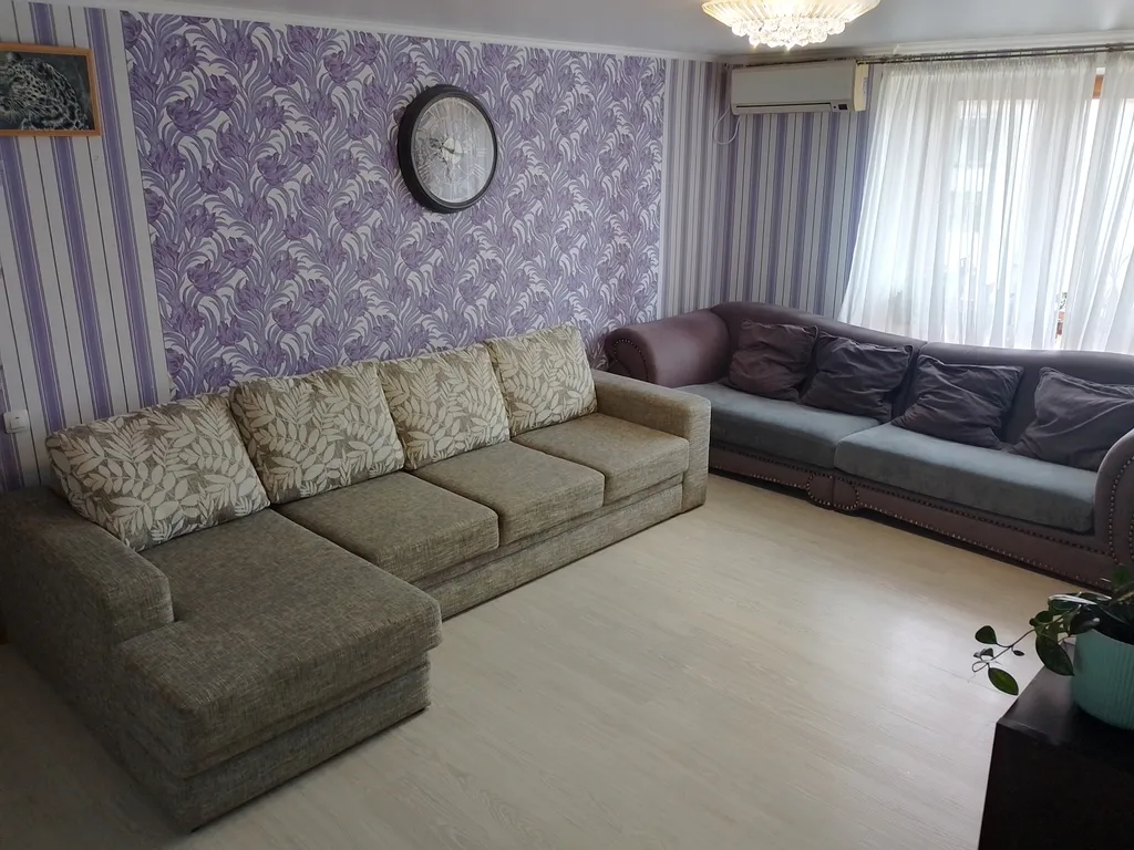 3-комнатная квартира в центре рядом с набережной