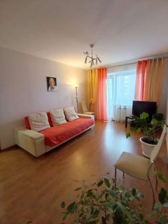 Чистая, уютная двухкомнатная квартира